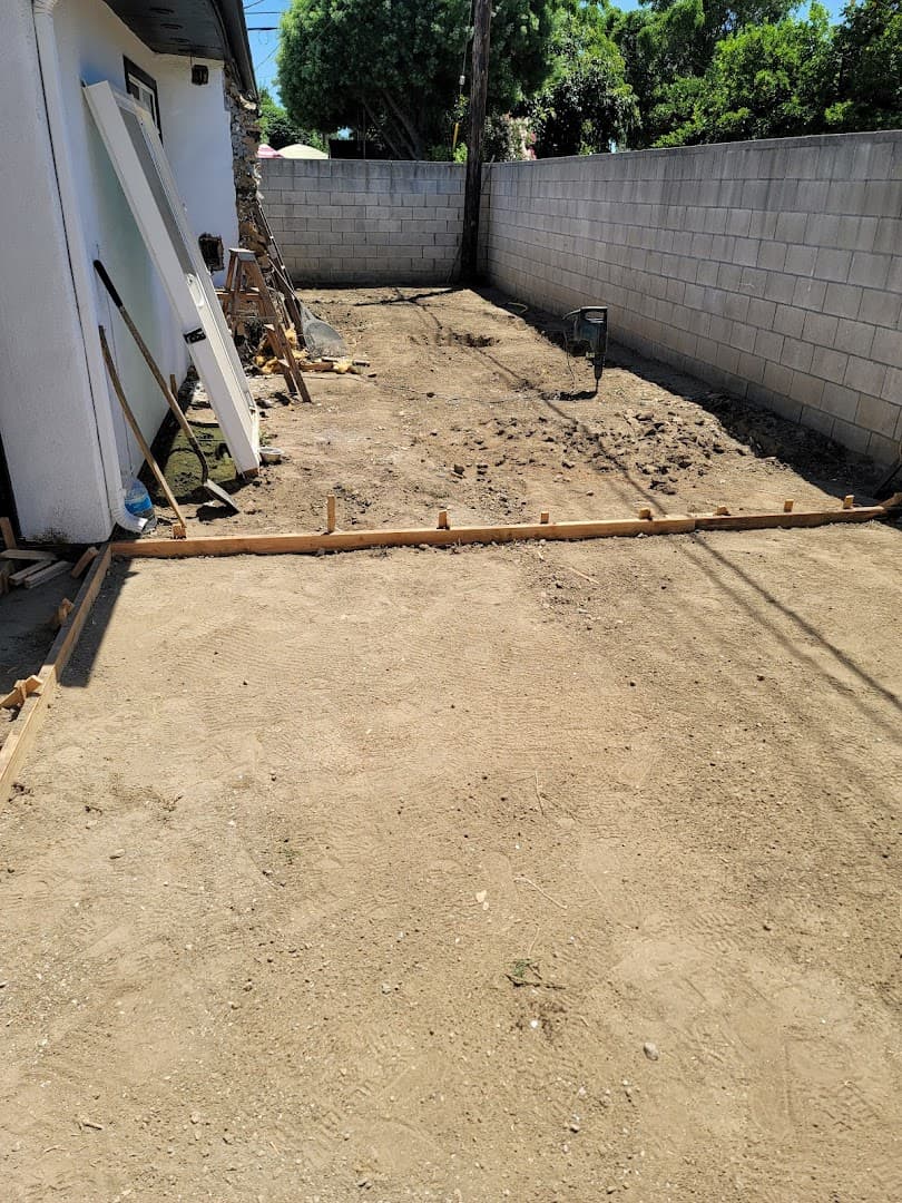 J&I Home Design image 2